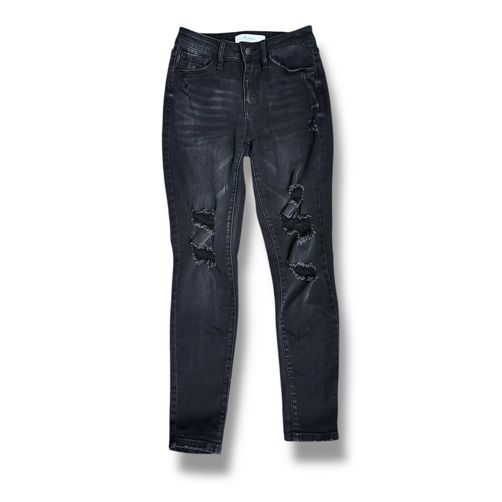KanCan Signature ESTILO Distressed Black Jeans ( VBK1533A ) Size 25 Cut # 32436